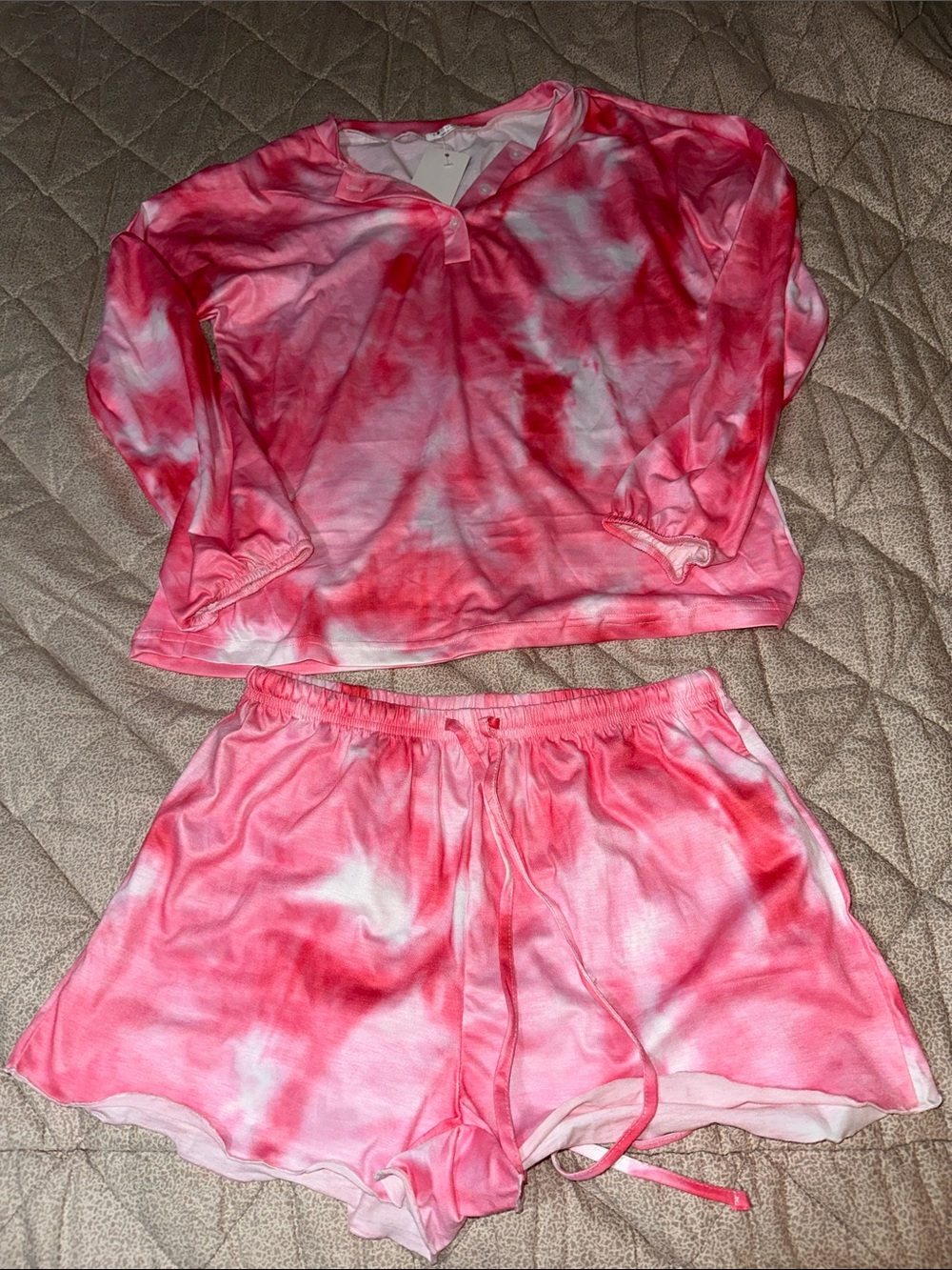 Women's Pink Tie-Dye Pajama Set — Long Sleeve Top & Shorts